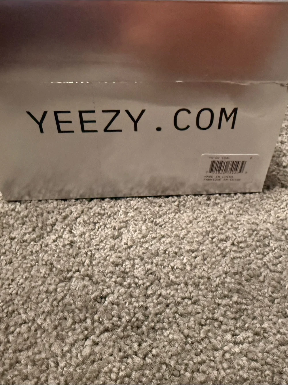 Yeezy YS-02 Silver VR Headset Box